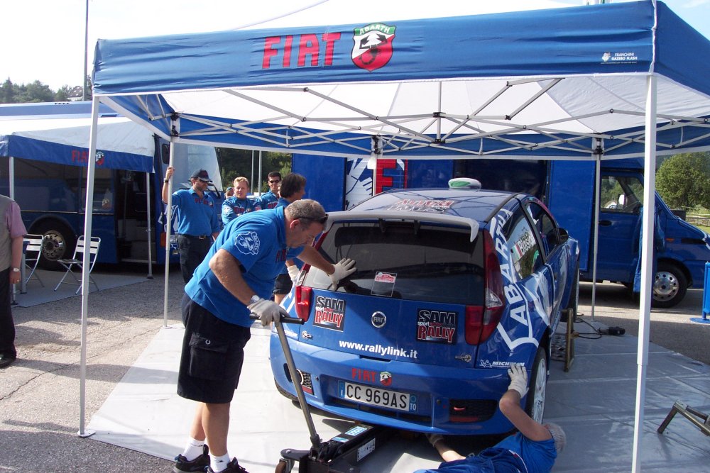 The sixth round of the CSAI sanctioned 2005 Italian Rally Championship, the San Martino Rally, saw Paolo Andreucci in the official Fiat Punto Super 1600 claim victory in the front wheel drive category, as well as second place overall.