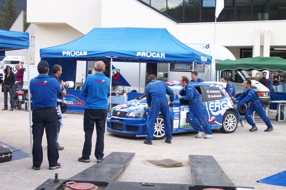 The sixth round of the CSAI sanctioned 2005 Italian Rally Championship, the San Martino Rally, saw Paolo Andreucci in the official Fiat Punto Super 1600 claim victory in the front wheel drive category, as well as second place overall.