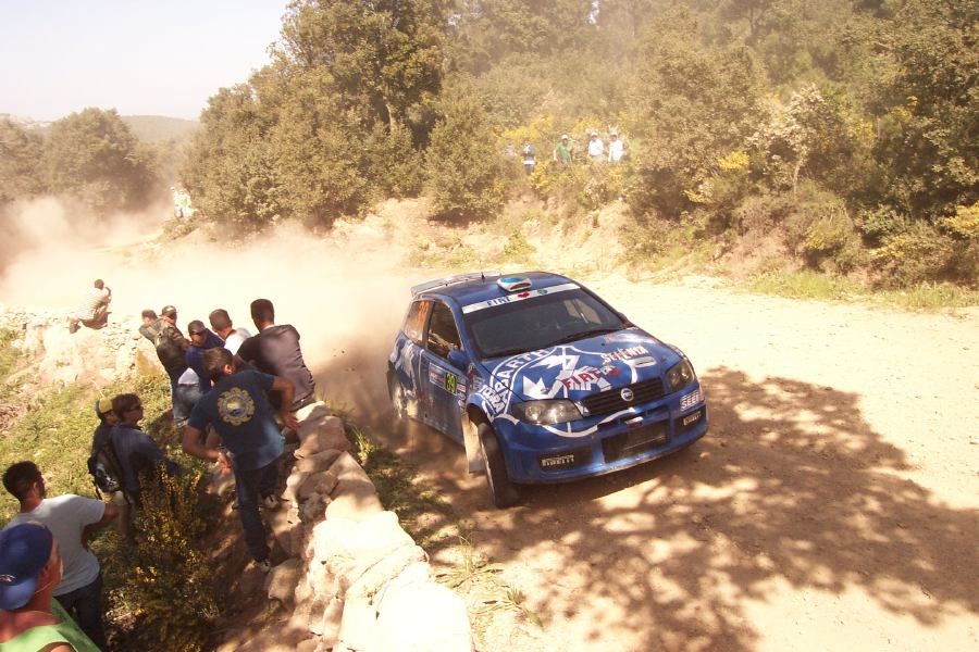 Fiat Punto Super 1600 on the 2005 WRC Italy-Sardinia Rally