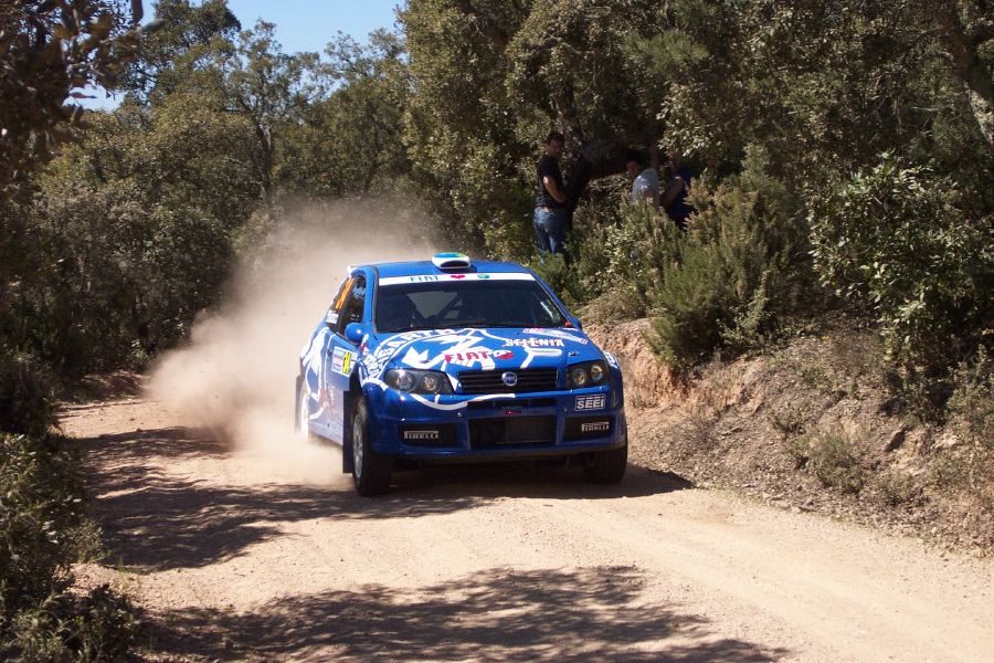 Fiat Punto Super 1600 on the 2005 WRC Italy-Sardinia Rally