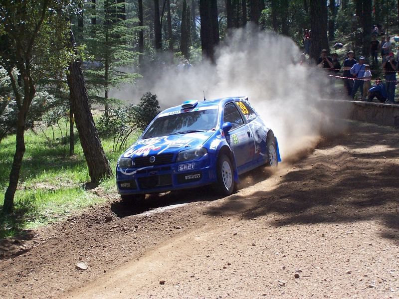 Fiat Punto Super 1600 on the 2005 WRC Italy-Sardinia Rally