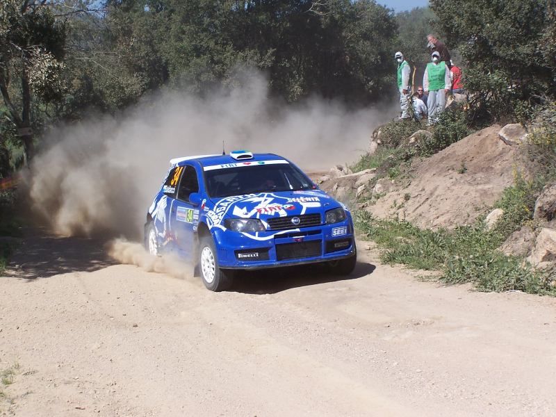 Fiat Punto Super 1600 on the 2005 WRC Italy-Sardinia Rally