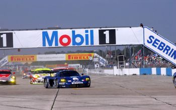 Maserati MC 12 at the 2005 Mobil 1 12 Hours of Sebring