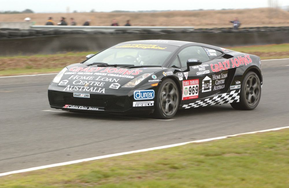 Nations cup racer Paul Stokell and Australian golfer Stuart Appleby gave their Targa Tasmania-bound Lamborghini Gallardos an awesome shakedown at Tasmanias Symmons Plains Raceway today, giving a selected number of local media the ride of their lifetime