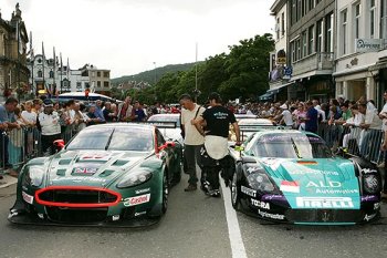 The activities at Spa actually got underway yesterday, with a parade down to the historic town of Spa. An autograph session and the traditional group photo took place before the the cars paraded back up to the circuit, in front of large crowds of of enthusiastic spectators who lined the town's roads.