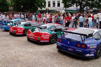 The activities at Spa actually got underway yesterday, with a parade down to the historic town of Spa. An autograph session and the traditional group photo took place before the the cars paraded back up to the circuit, in front of large crowds of of enthusiastic spectators who lined the town's roads.