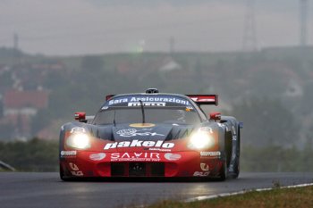 The Maserati MC12 fielded by Megadrive Racing Box, is in with a great chance of winning the Italian GT Championship title after a strong weekend in Hungary. Piergiuseppe Perazzini and Gabriele Matteuzzi secured a first and a fourth spot in races made very difficult by the rain.