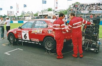 James Thompson, seen here during his 'home' FIA European Touring Car Championship round at Donington Park last year, has finally been officially confirmed as the fourth Autodelta Alfa Romeo driver for the 2005 FIA WTCC