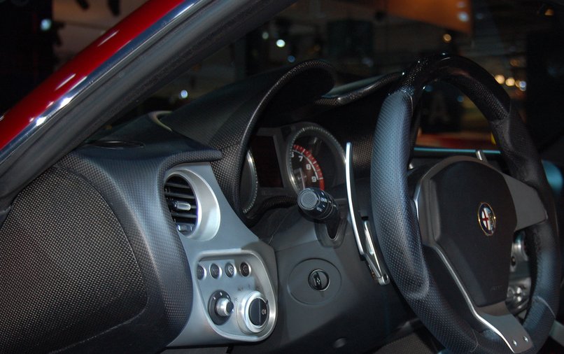 ALFA 8C COMPETIZIONE - 2006 PARIS MOTOR SHOW