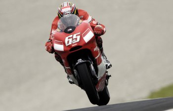 DUCATI DESMOSEDICI GP6