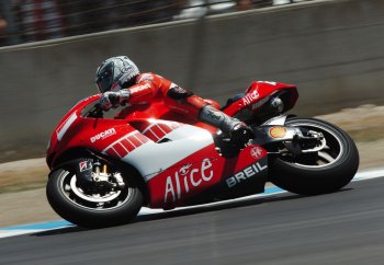 DUCATI DESMOSEDICI GP6