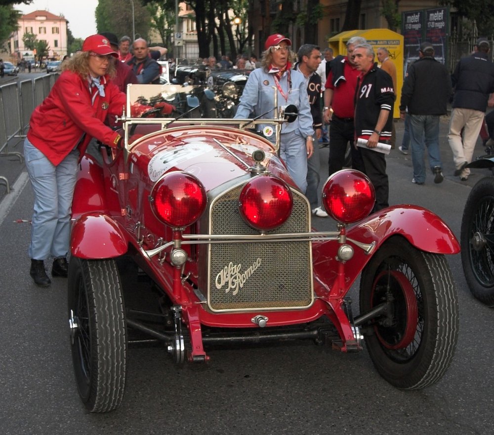 2006 MILLE MIGLIA. PHOTO: ROLAND ELLISON