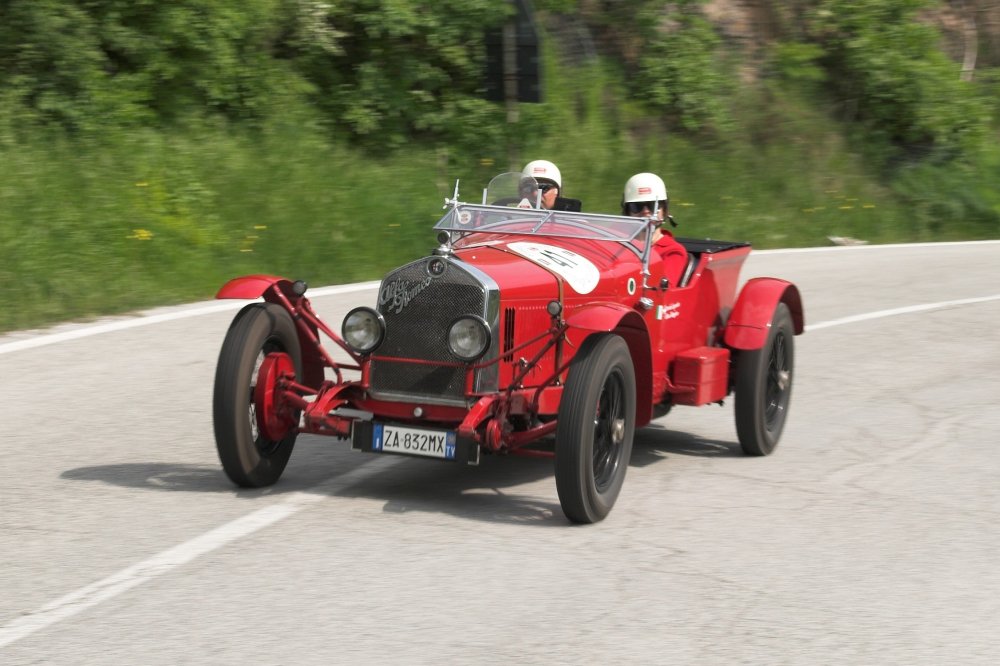 2006 MILLE MIGLIA. PHOTO: ROLAND ELLISON