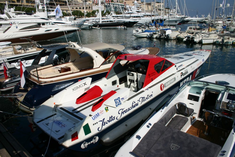 KERAKOLL POWERBOAT - MOANCO YACHT SHOW 2006