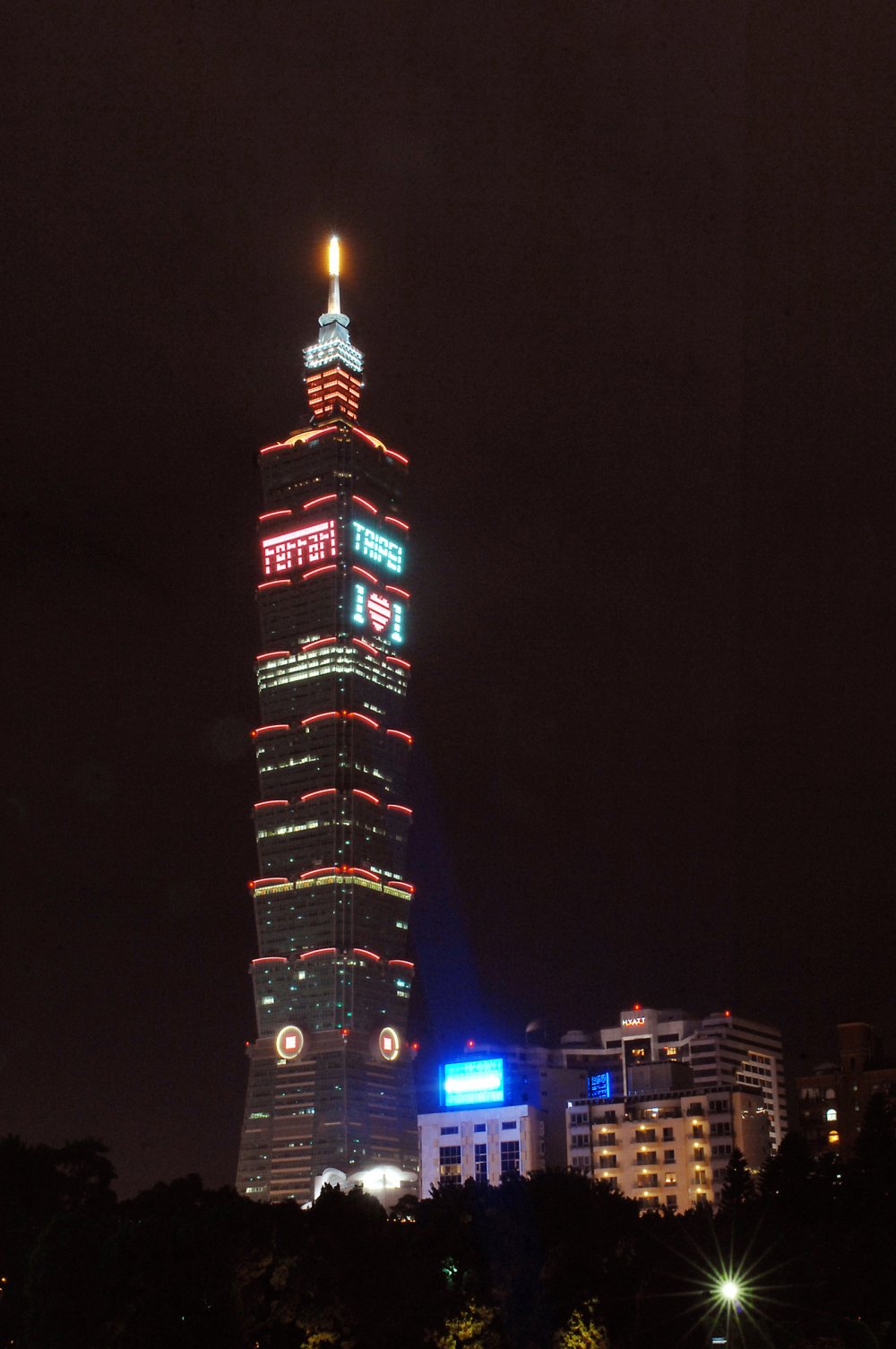 FERRARi 60TH RELAY - TAIPEI 101