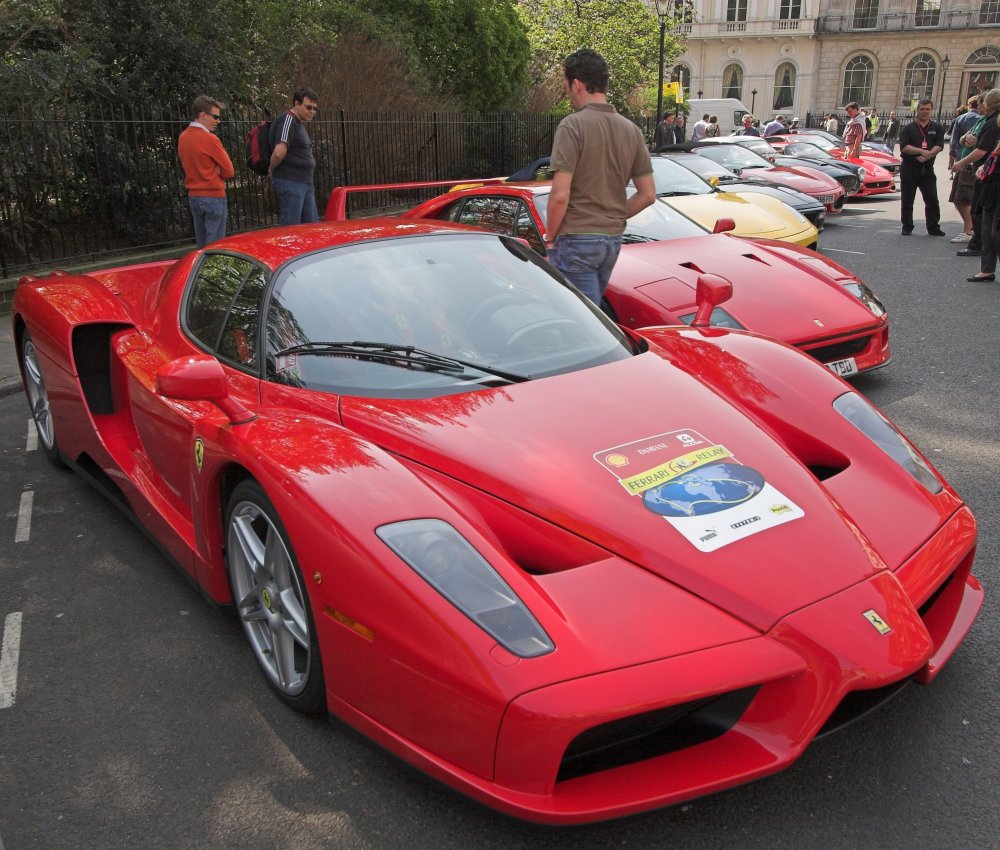 FERRARI 60 RELAY - ST JAMES SQUARE, LONDON