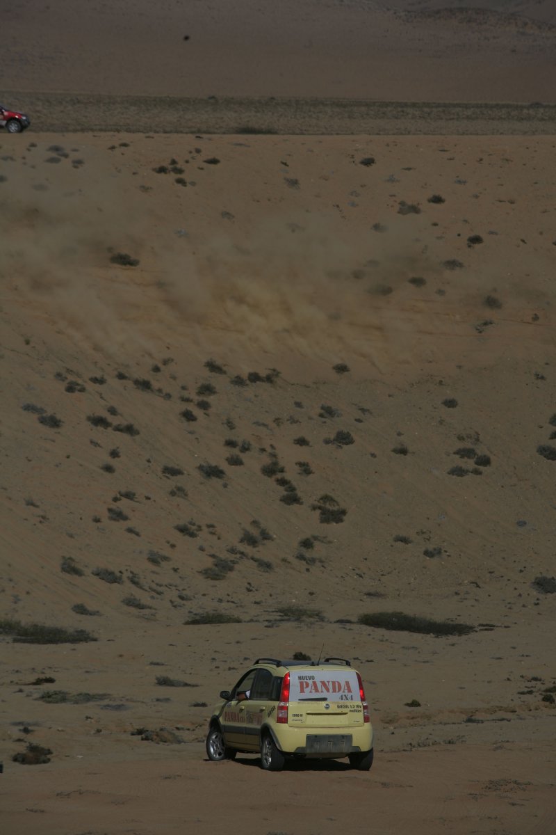 FIAT PANDA 4X4 CLIMBING - RAID ATACAMA