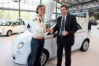 FEDERICA PELLEGRINI - FIAT 500