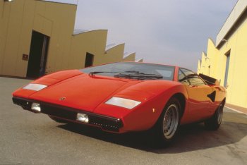 LAMBORGHINI COUNTACH