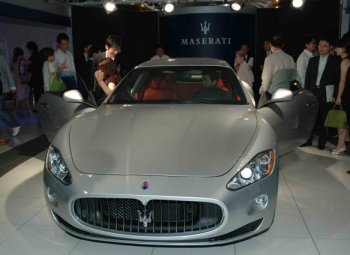 MASERATI GRANTURISMO