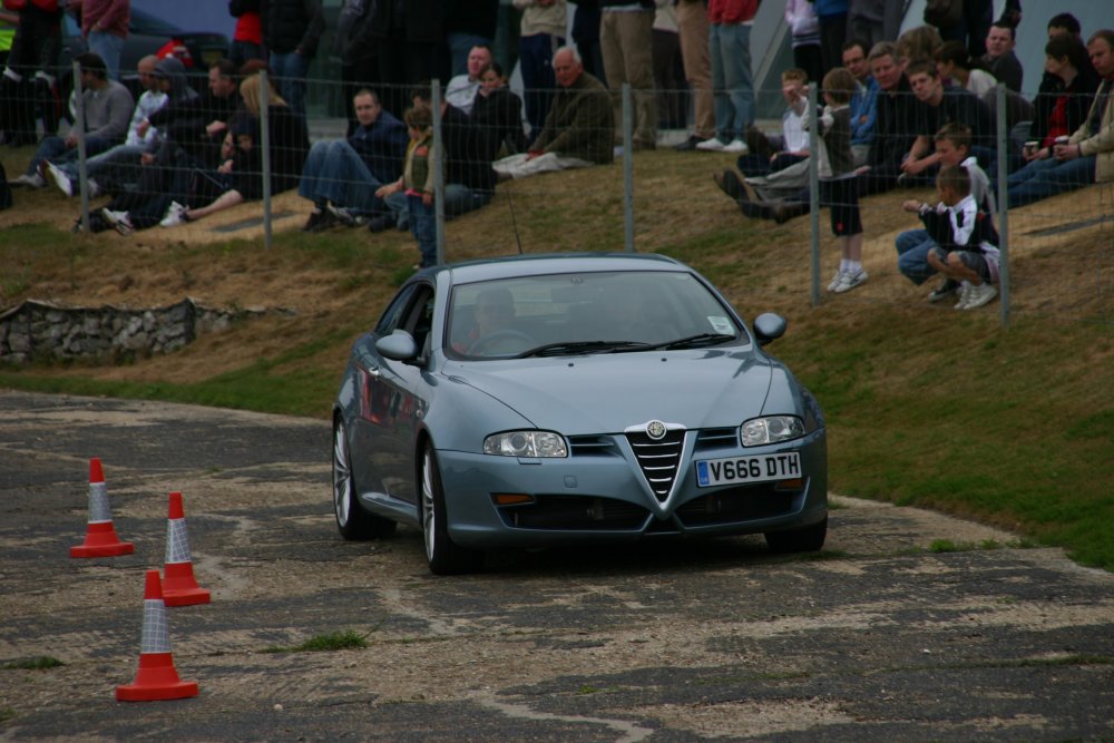 AUTO ITALIA SPRING ITALIAN CAR DAY - MERCEDES-BENZ TEST TRACK, BROOKLANDS