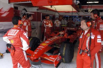 KIMI RAIKKONEN - FERRARI F2007