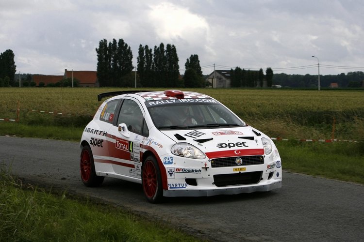 GRANDE PUNTO ABARTH S2000