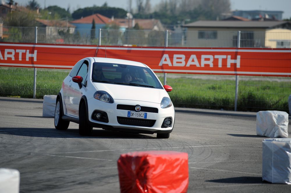 GRANDE PUNTO ABARTH ESSESSE - MY SPECIAL CAR SHOW 2008