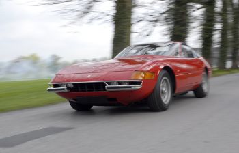 FERRARI 365 GTB4 DAYTONA