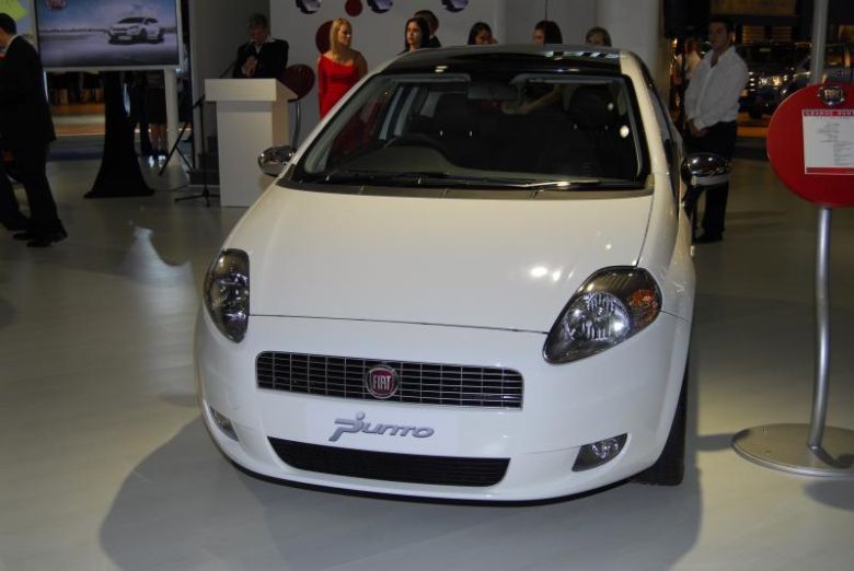 FIAT GRANDE PUNTO MODEL YEAR 2009