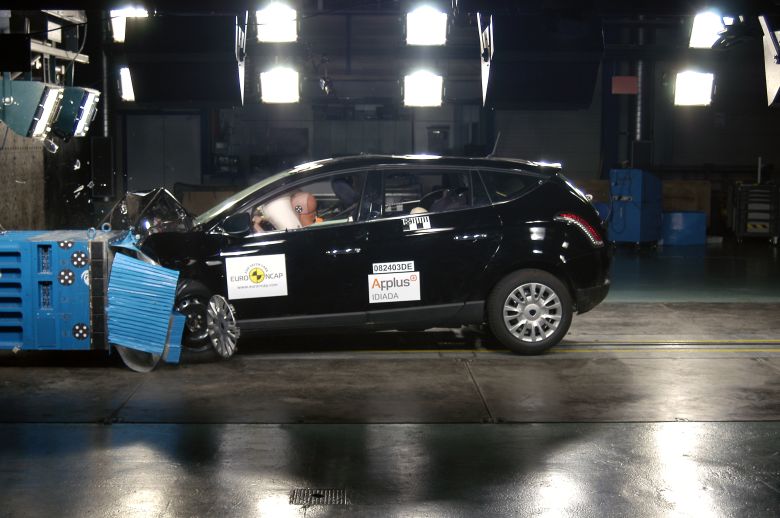 LANCIA DELTA 1.6 MULTIJET - EURO NCAP CRASH TEST, AUGUST 2008