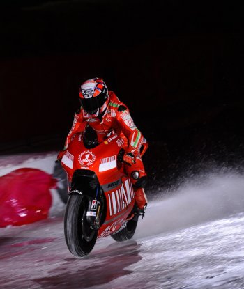 Wrooom - MotoGP Press Ski Meeting 2008