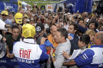 VALENTINO ROSSI - FIAT YAMAHA TEAM