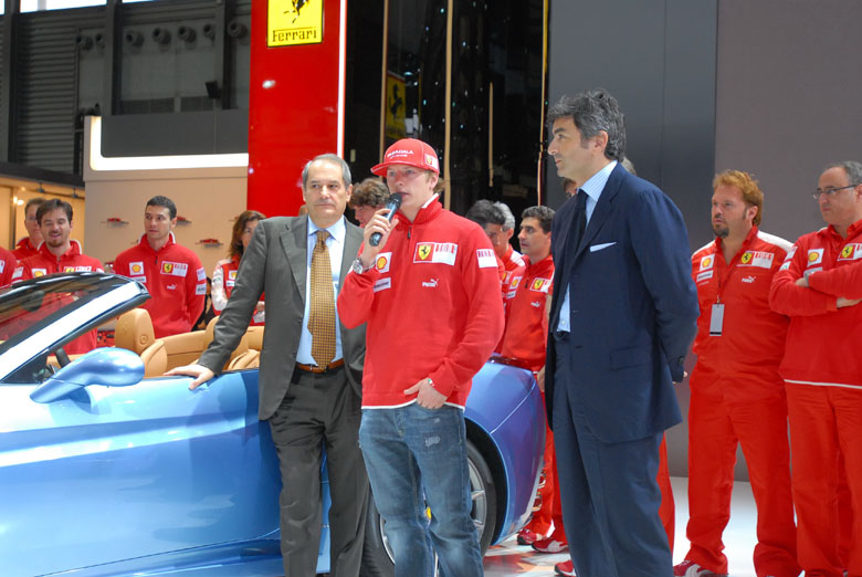 FERRARI CALIFORNIA - 2009 SHANGHAI AUTO SHOW