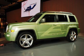 JEEP EXTENDED RANGE ELECTRIC VEHICLE