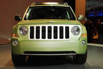 JEEP EXTENDED RANGE ELECTRIC VEHICLE