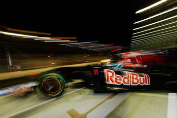 SCUDERIA TORO ROSSO - FRIDAY PRACTICE SINGAPORE 2009