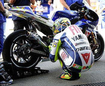 VALENTINO ROSSI - FIAT YAMAHA TEAM