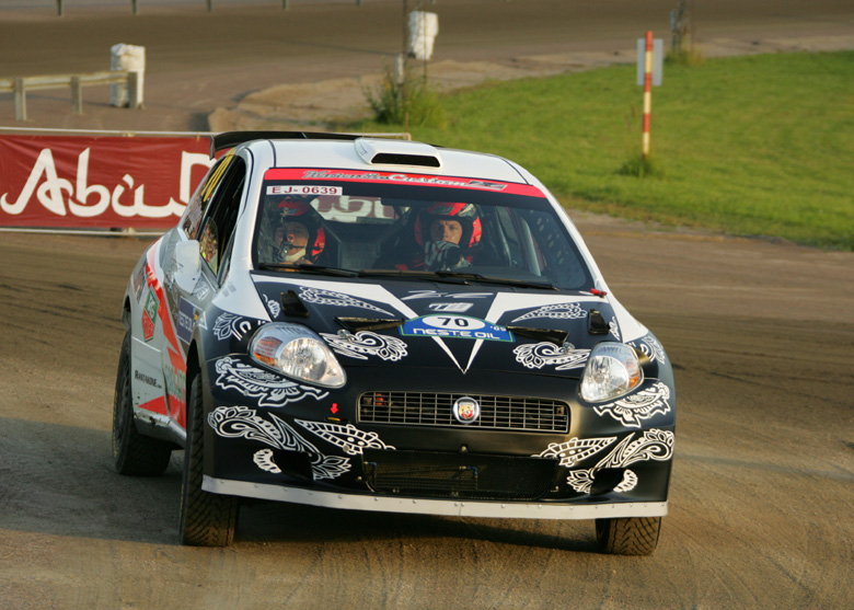 KIMI RAIKKONEN - GRANDE PUNTO ABARTH S2000 - RALLY FINLAND 2009