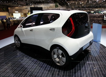 PININFARINA BLUECAR - GENEVA MOTOR SHOW 2010