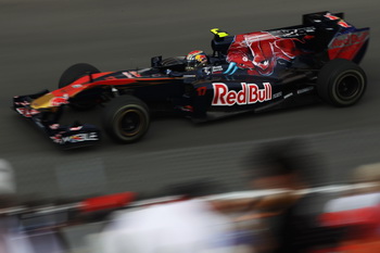 TORO ROSSO FERRARI STR5 - 2010 CANADIAN PRIX