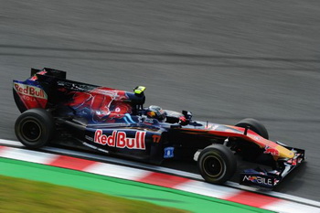 SCUDERIA TORO ROSSO STR5 FERRARI - 2010 JAPANESE GRAND PRIX, SUZUKA