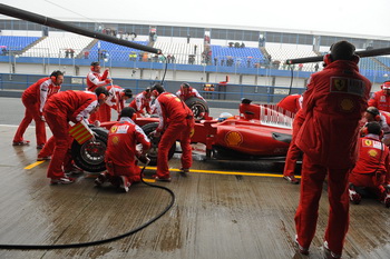 FERNANDO ALONSO - FERRARI F10