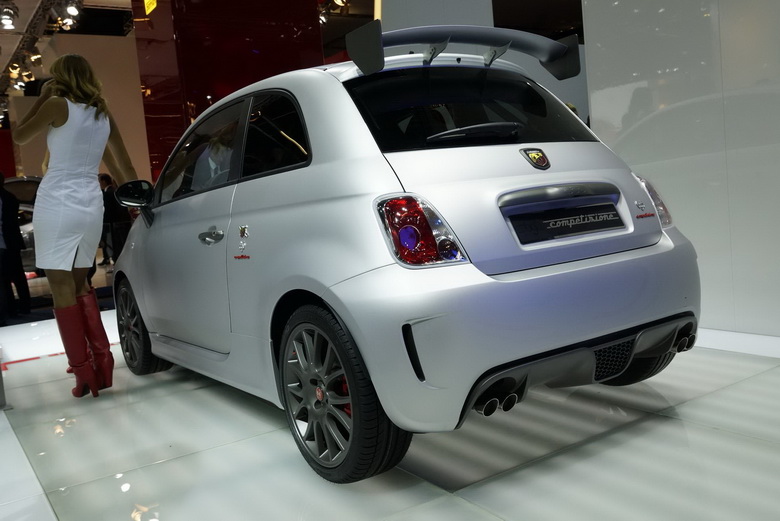 ABARTH 695 COMPETIZIONE - 2011 FRANKFURT MOTOR SHOW IAA