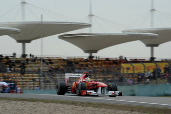 FERRARI 150 ITALIA - SHANGHAI QUALIFYING 2011