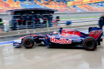 TORO ROSSO FERRARI SRT6