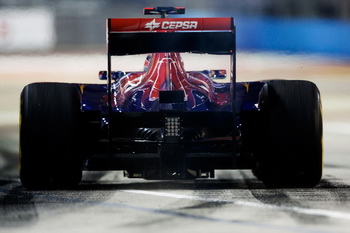 TORO ROSSO STR6 FERRARI - 2011 SINGAPORE GRAND PRIX