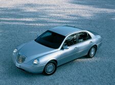 click here to view this Lancia Thesis image in high resolution