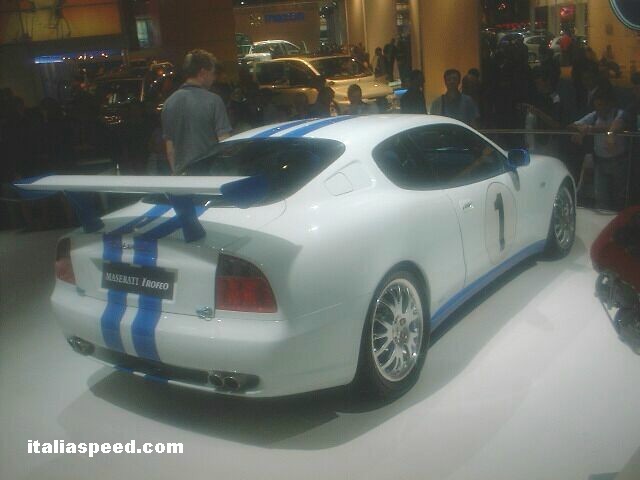 Maserati Trofeo at the 2002 Paris Motor Show