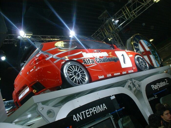 Alfa Romeo 156 GTA Challenge racer at the 2003 Bologna Motor Show